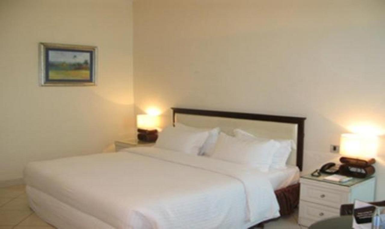 Golden Royale Hotel Enugu Exteriör bild