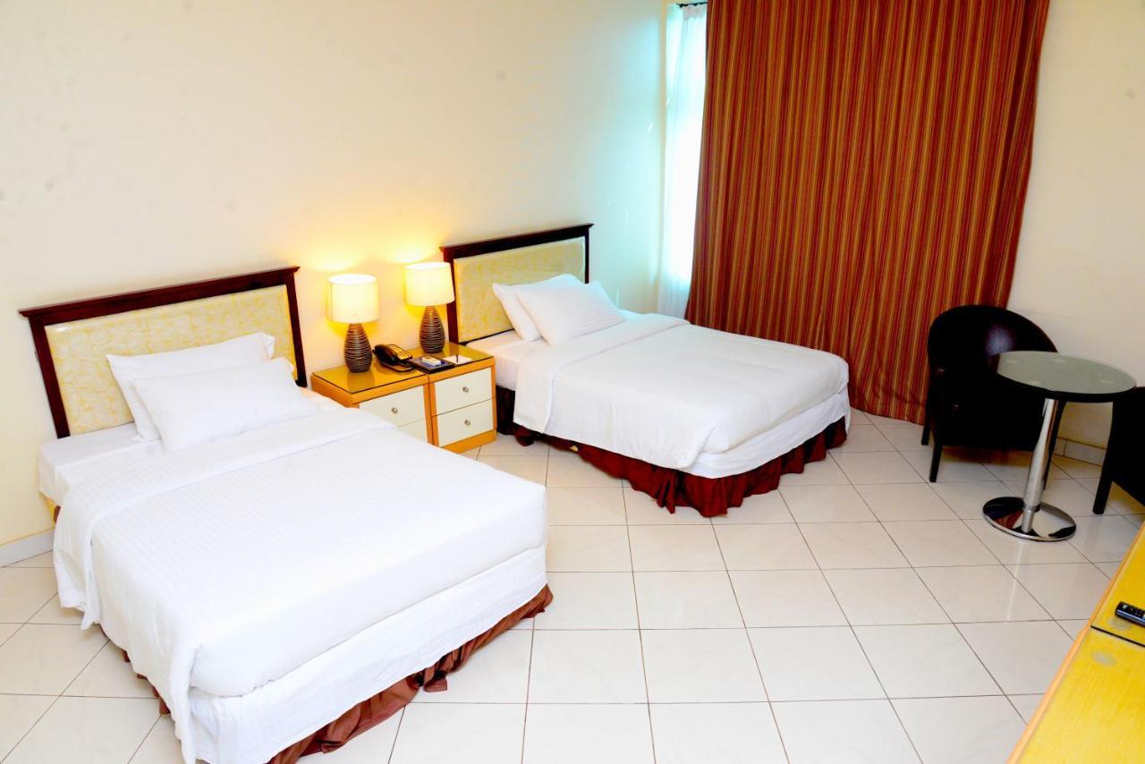 Golden Royale Hotel Enugu Exteriör bild