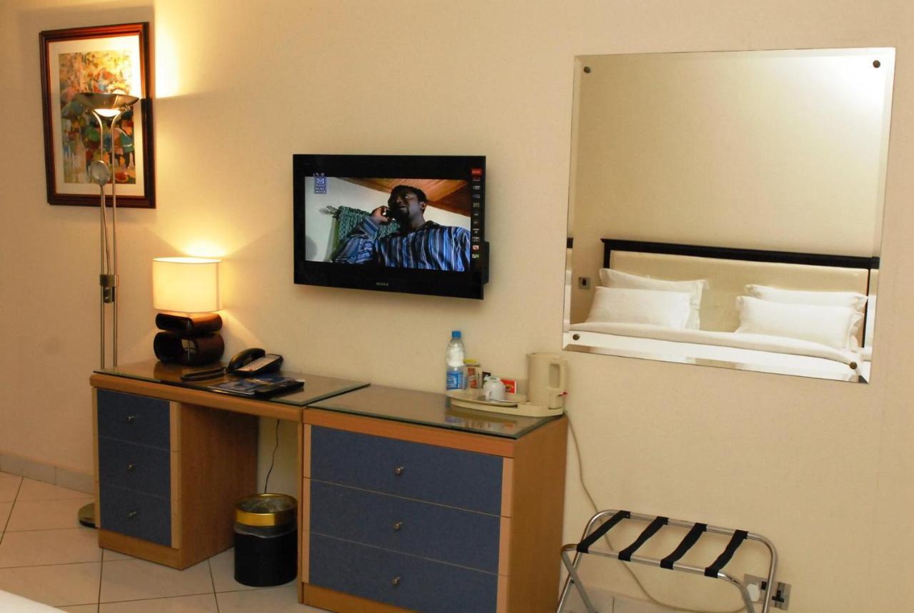 Golden Royale Hotel Enugu Exteriör bild