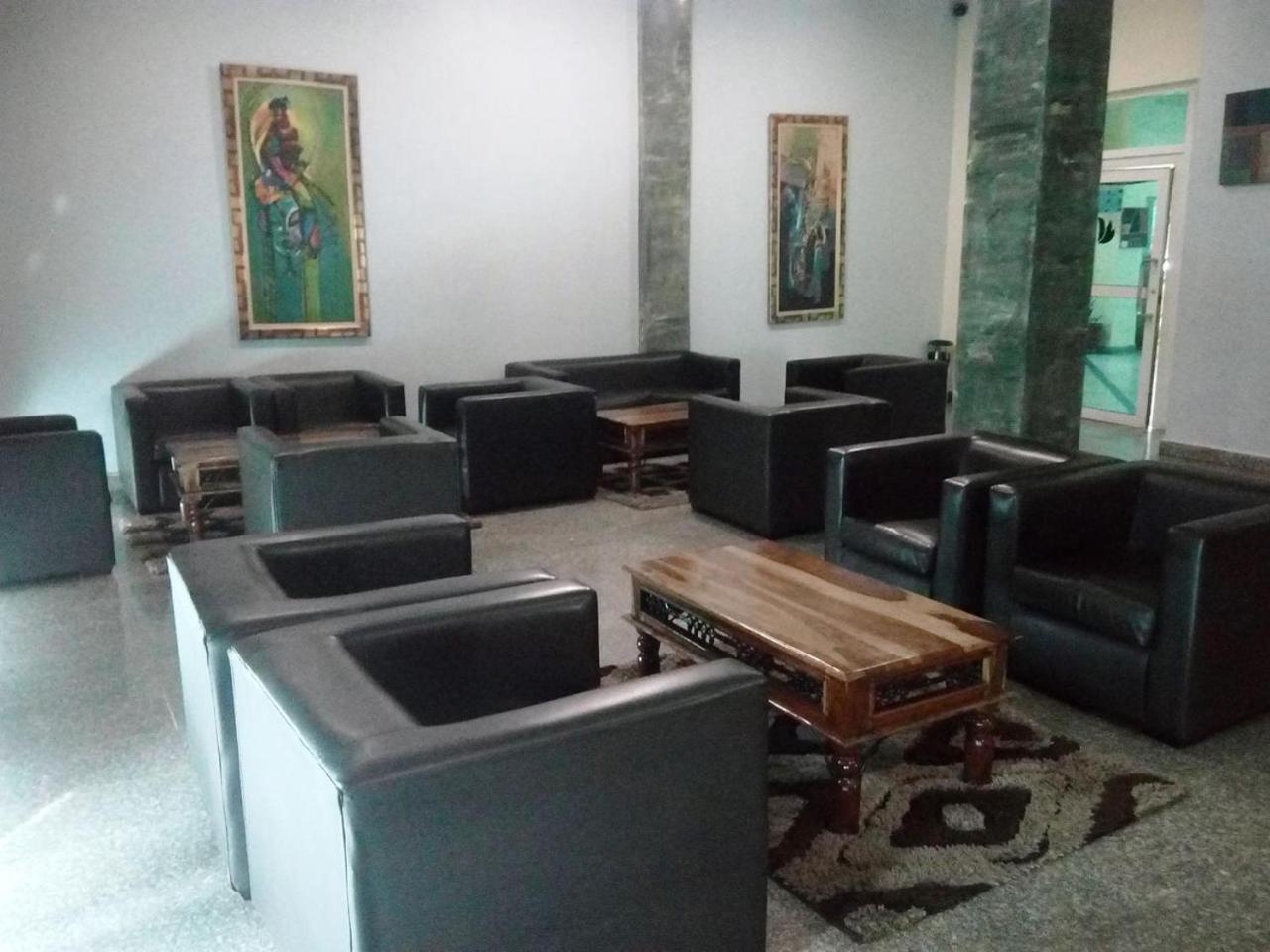 Golden Royale Hotel Enugu Exteriör bild