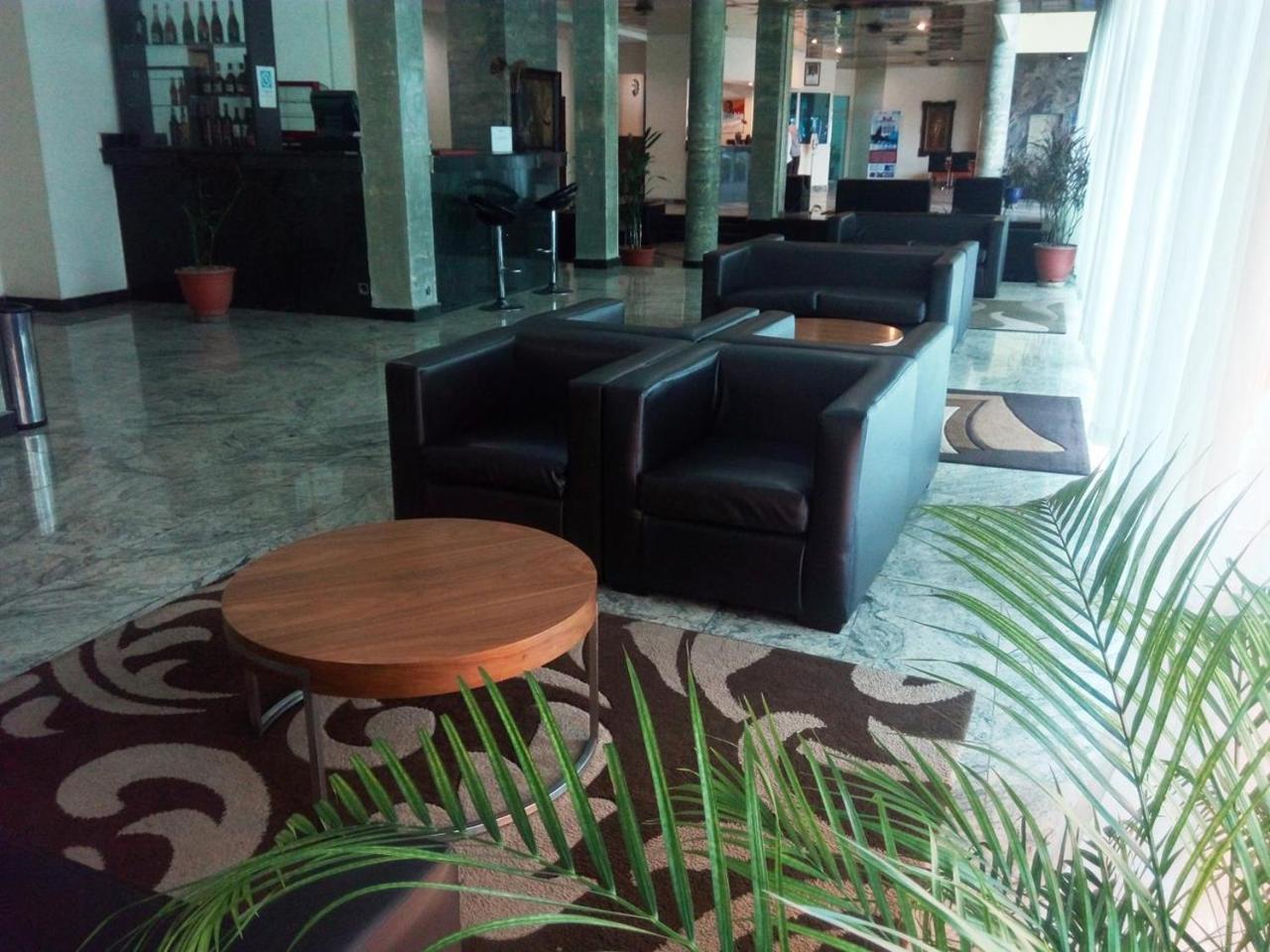 Golden Royale Hotel Enugu Exteriör bild