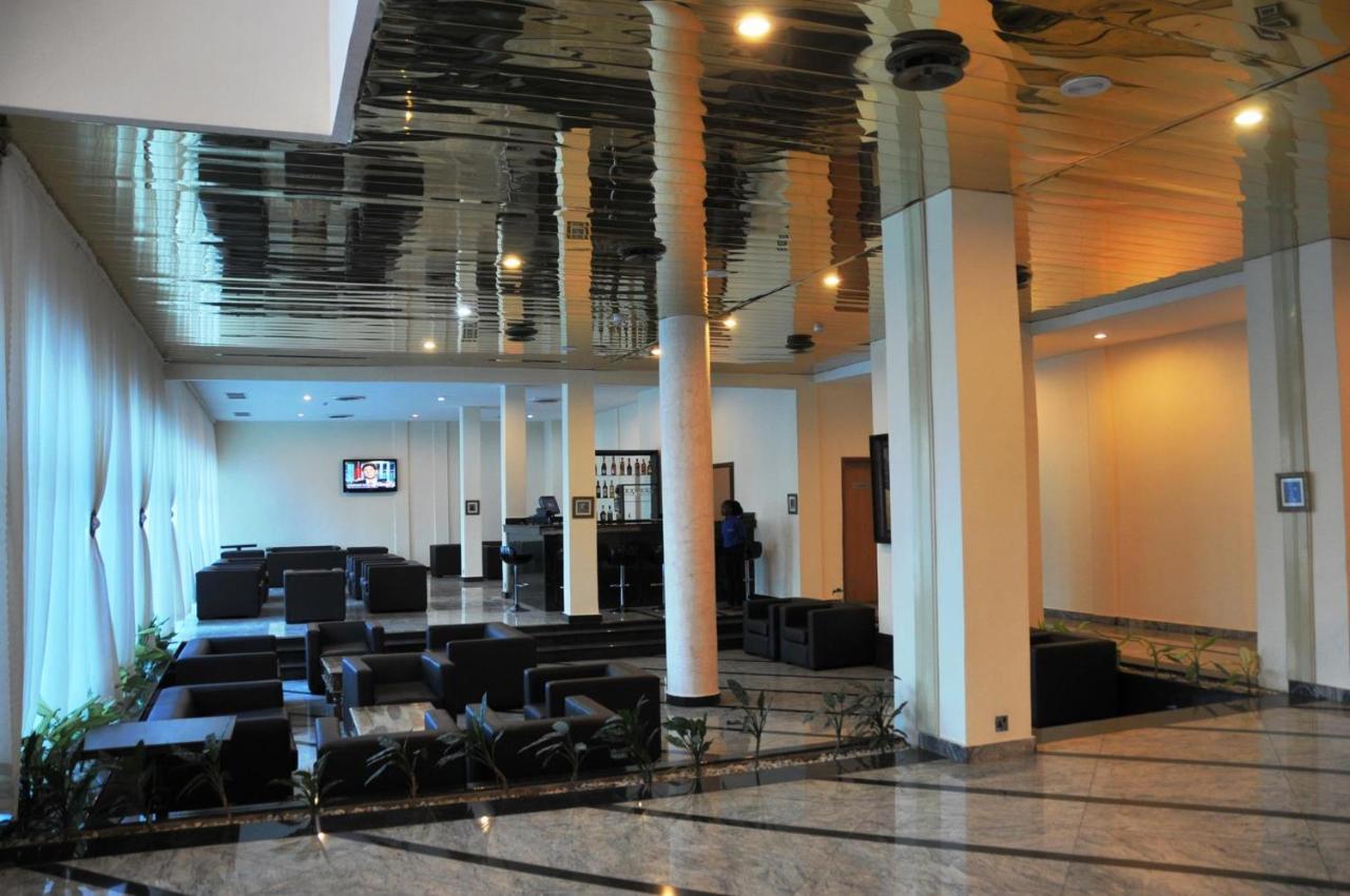 Golden Royale Hotel Enugu Exteriör bild