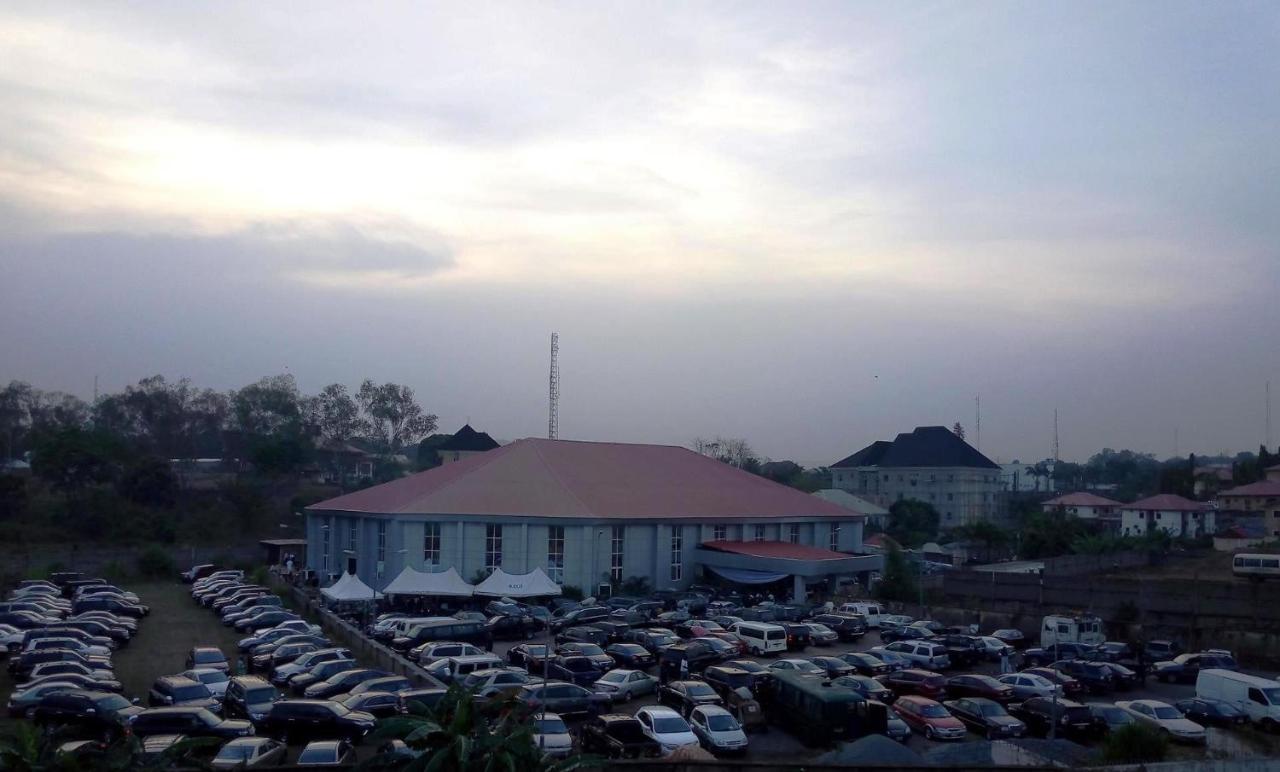 Golden Royale Hotel Enugu Exteriör bild